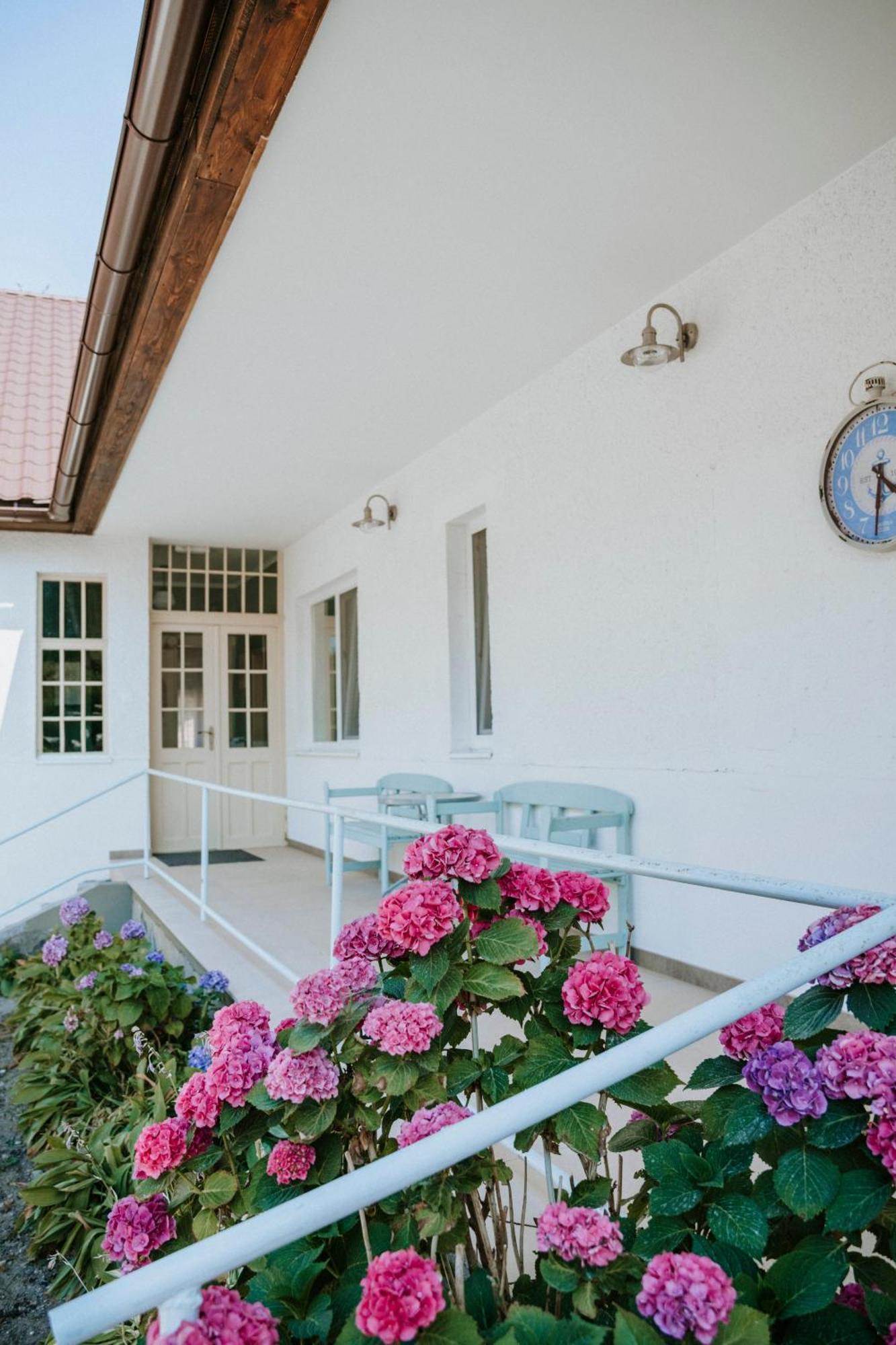 Hotel Ako Doma Poltar Exterior foto
